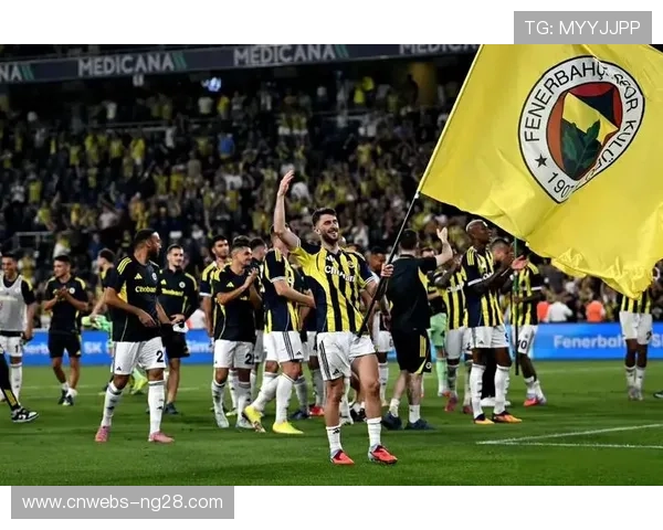 费内巴切5-2逆转马尔默，资格赛晋级之路惊险